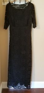 Long Black Floral Lace Gown